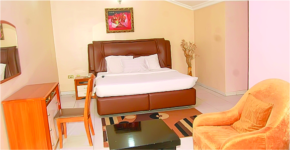 /web/uploads/116/Gold Rush Suites (Formerly Davok Suites)/header-images/gold rush pent house.jpg